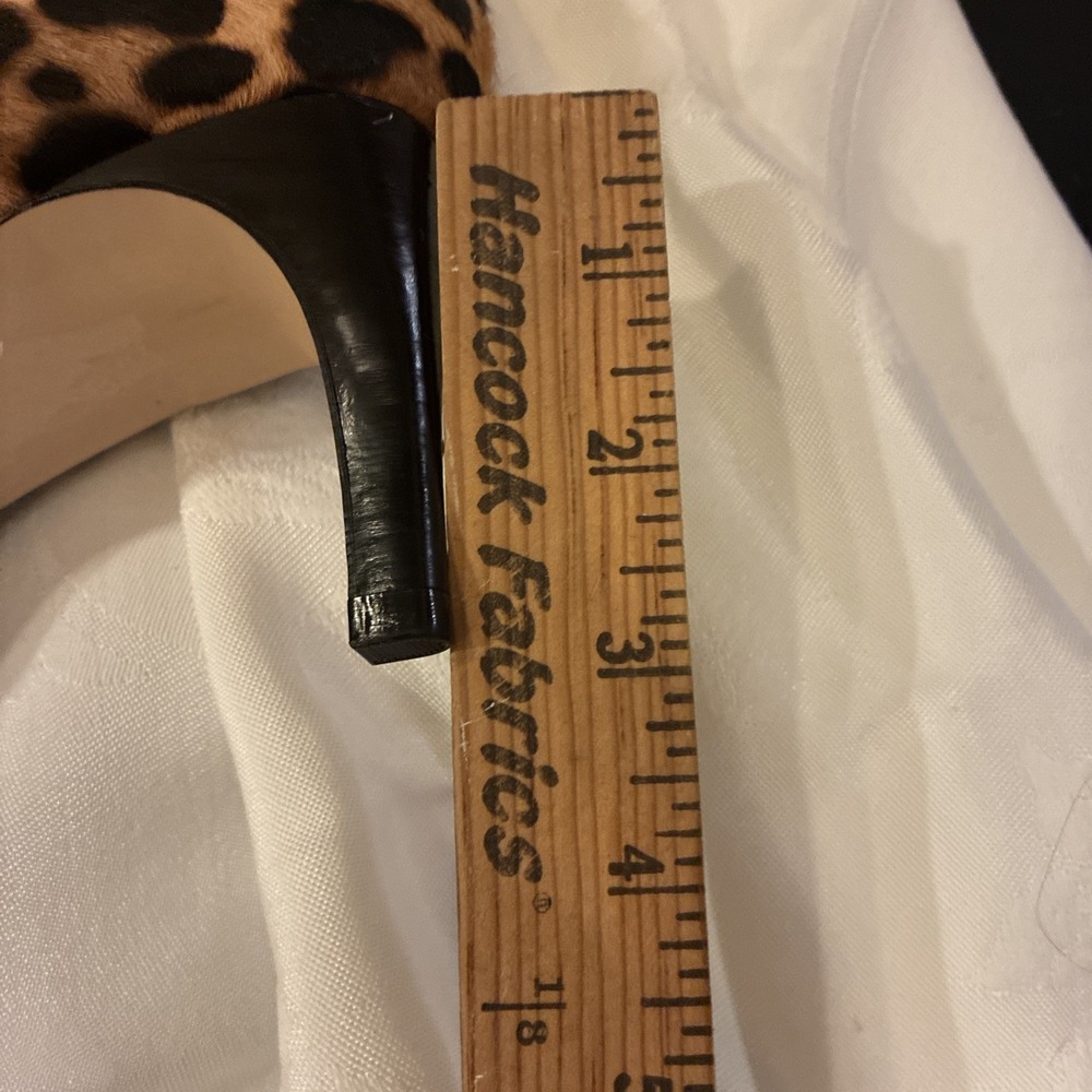 Women's Leopard Print Ankle Boots Size 9 NWB stiletto Heel 2 Inches - Picture 7 of 10